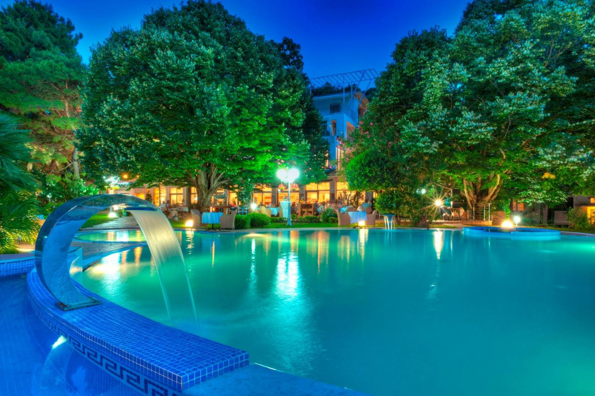 Hotel Rivijera Petrovac Exterior photo